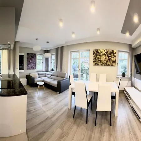 15 Delux- Bliżej Zdroju Apartament Polanica-Zdrój
