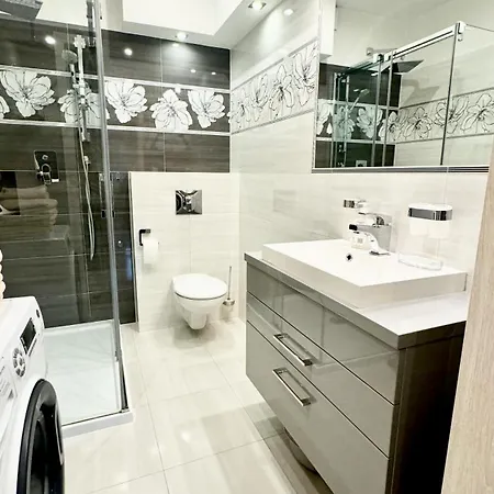 15 Delux- Bliżej Zdroju Apartament Polanica-Zdrój