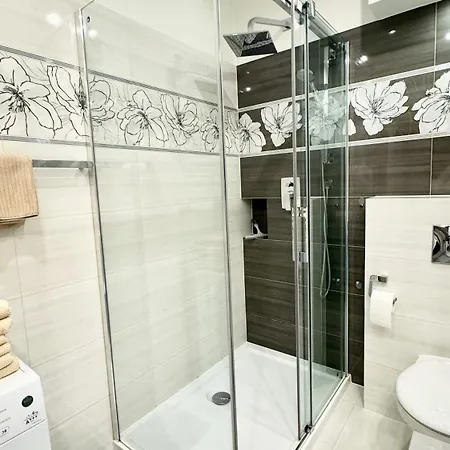 Luxury - Blizej Zdroju *