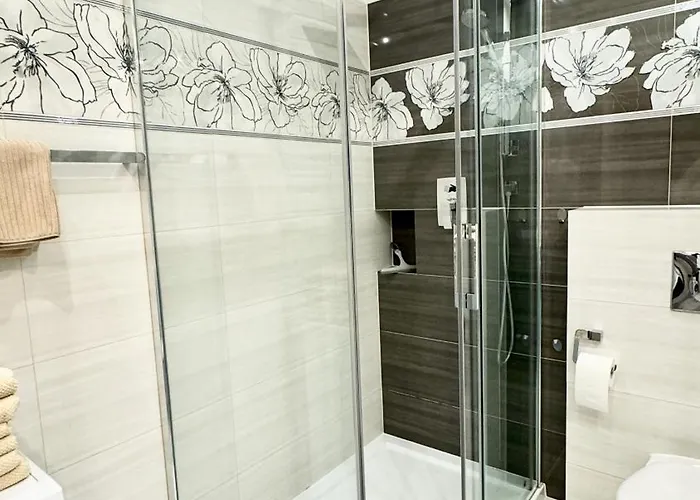 Luxury - Blizej Zdroju *